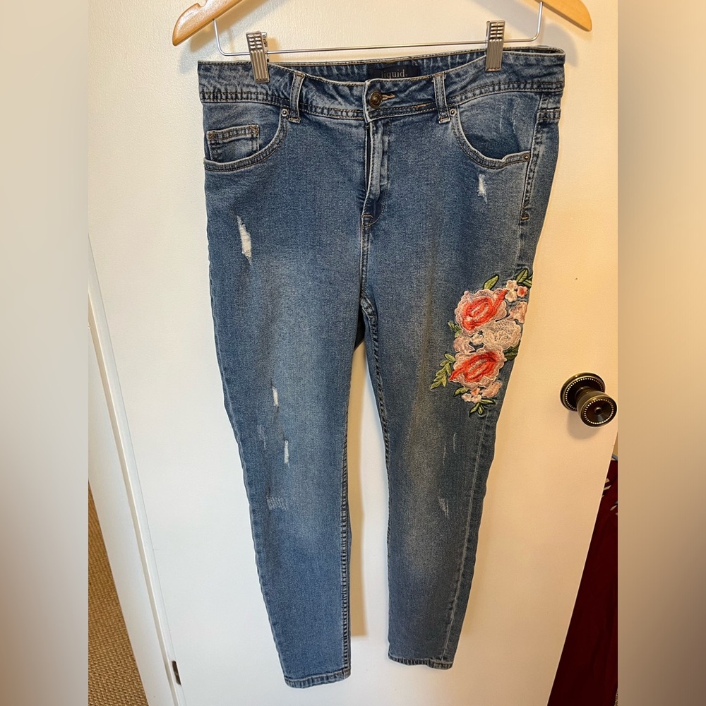 Floral appliqué skinny jeans size 13